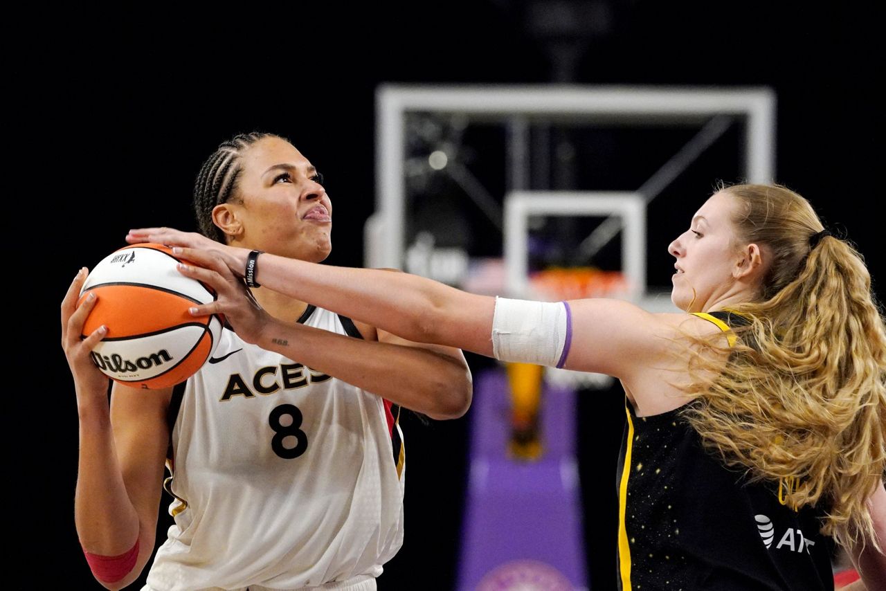 Australia play. WNBA Liz. Elizabeth Cambage. Lauren Cox Basketball. Lauren Cox Basketball personal Life.