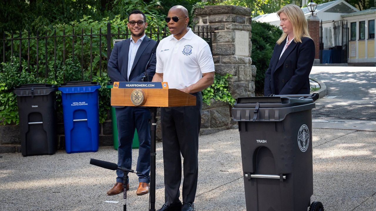 "Special-use buildings" and buildings with one to nine residential units will be required to use the bins starting June 1, 2026. (Ed Reed/Mayoral Photography Office)