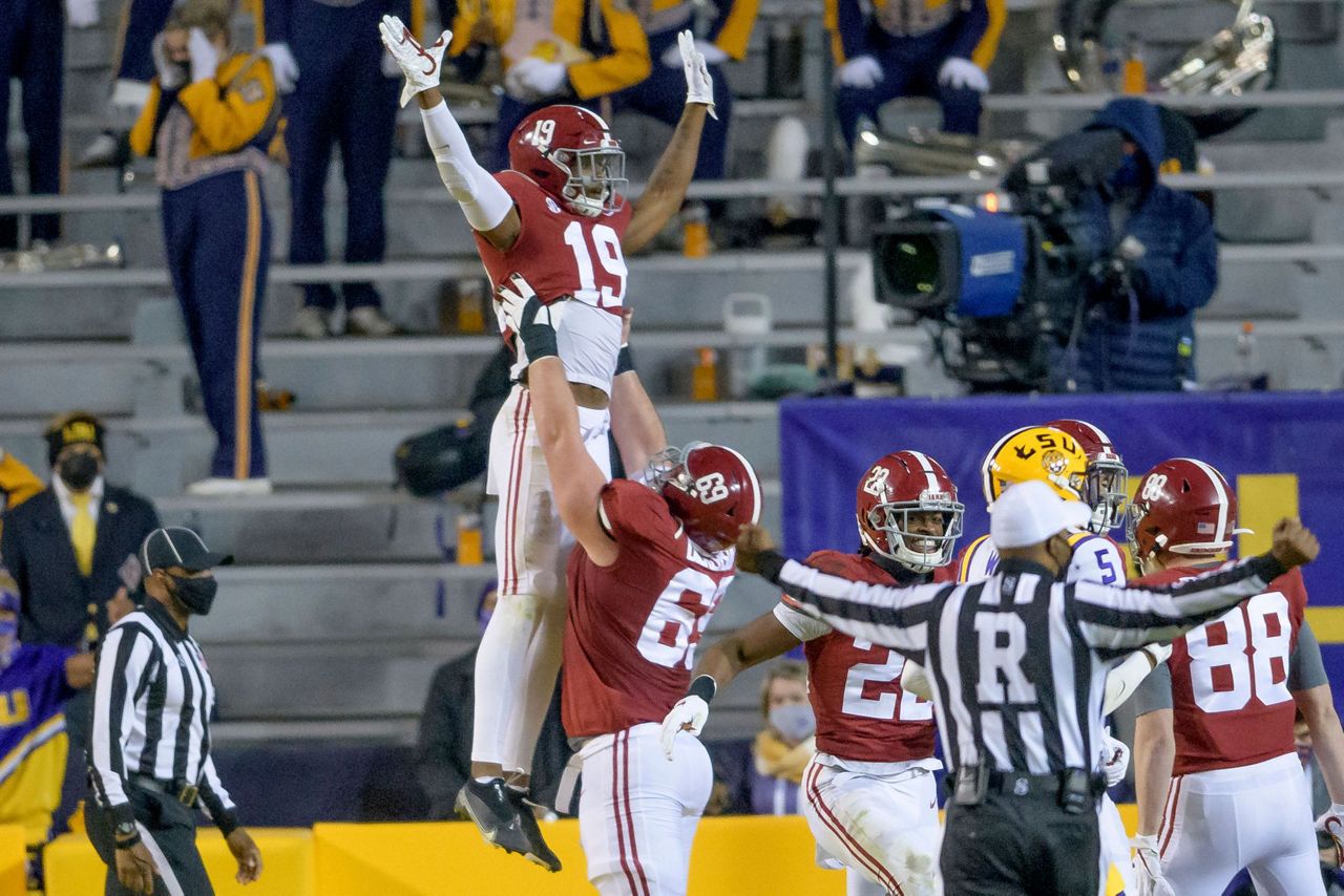 SEC announces new TV deal with ABC, ESPN for football, basketball