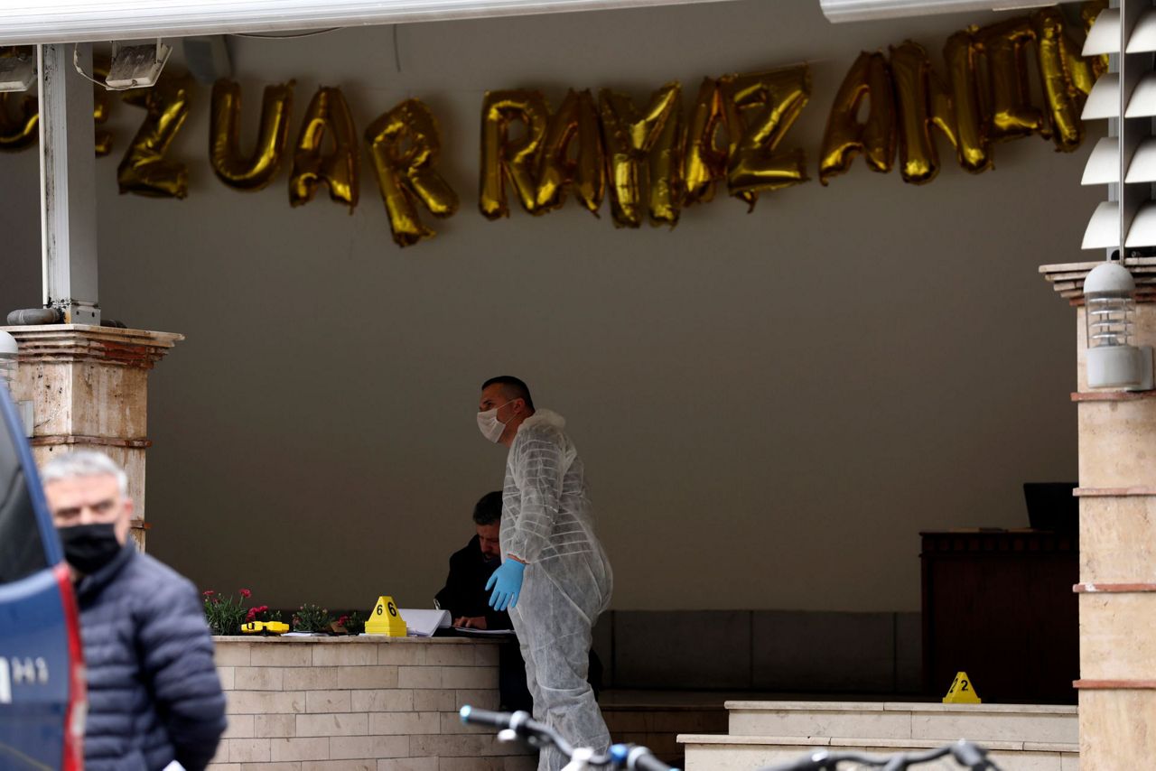 Police Albanian man with knife wounds 5 at mosque in Tirana