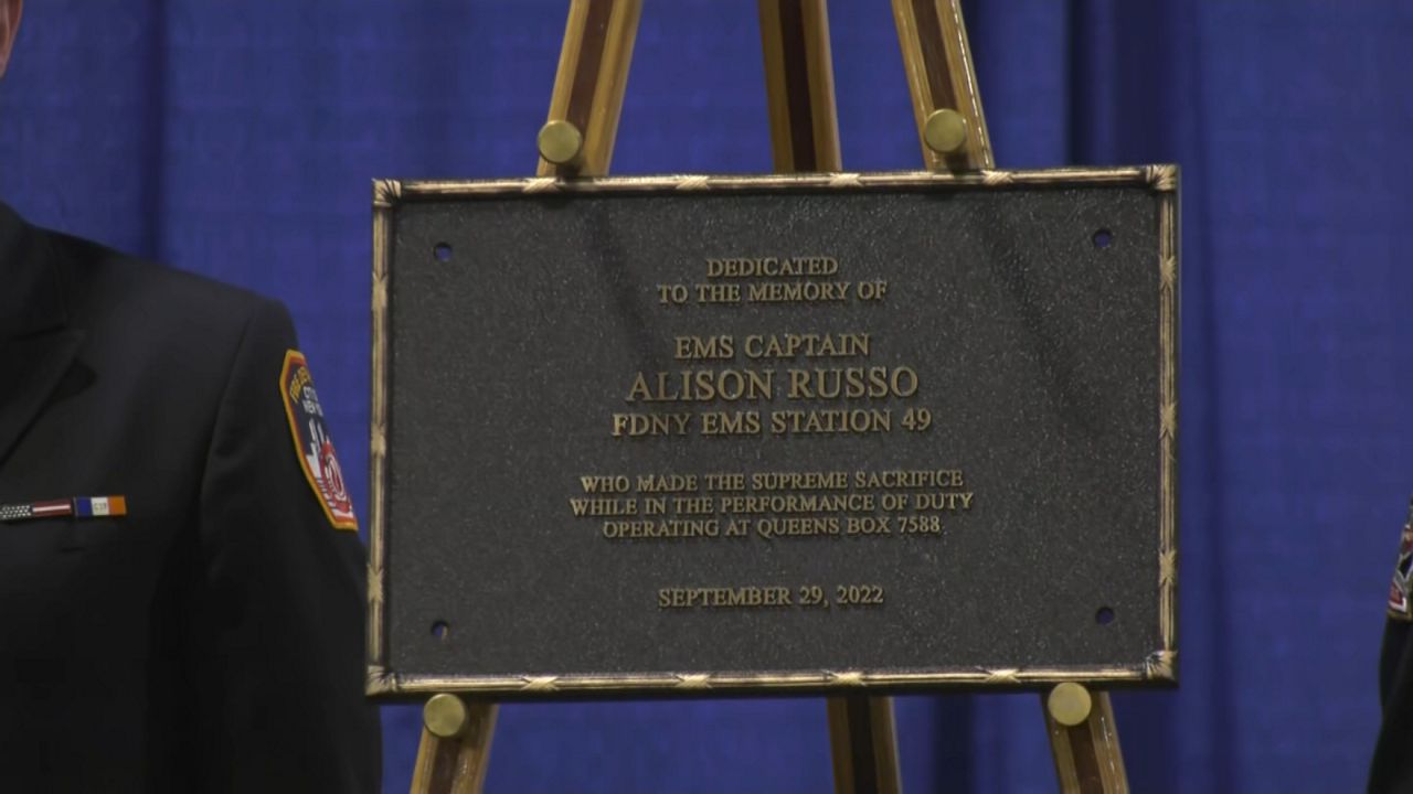 Alison_Russo_Plaque_NY1_100523