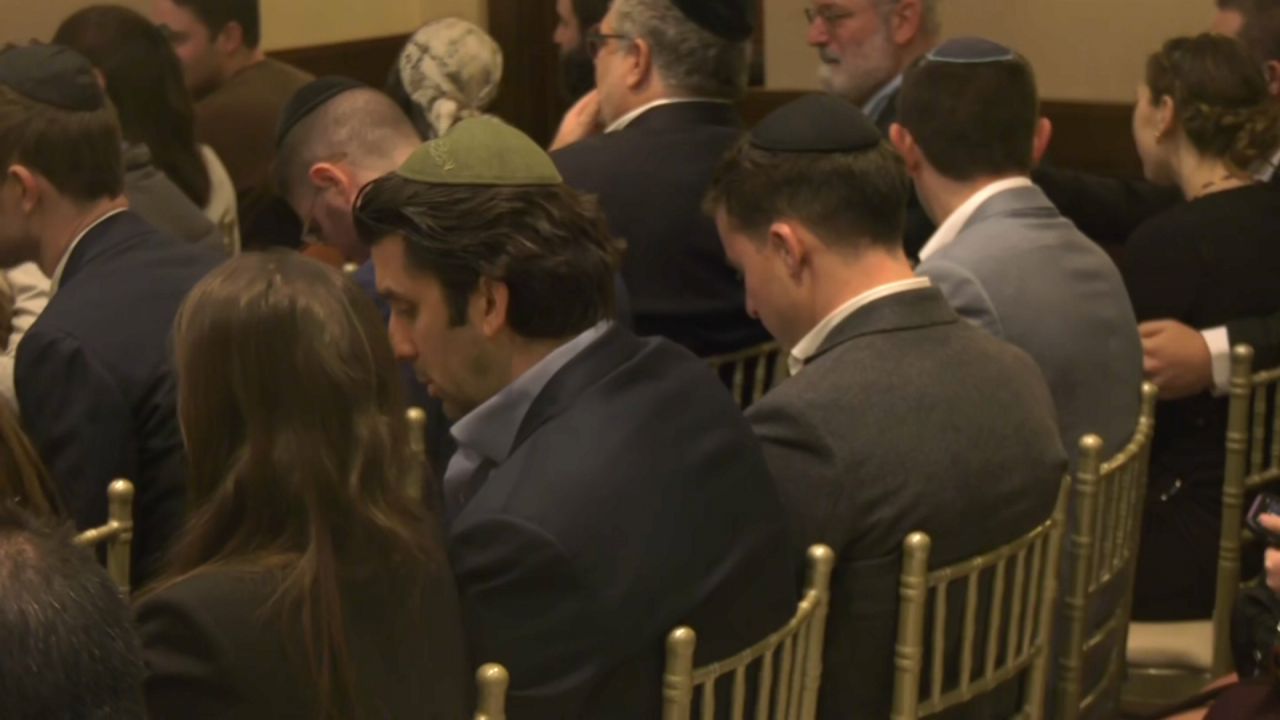 Israeli president attends Upper East Side synagogue opening