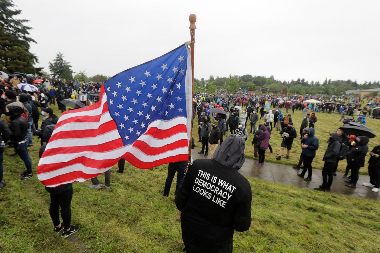 Judge orders Seattle to stop using tear gas during protests
