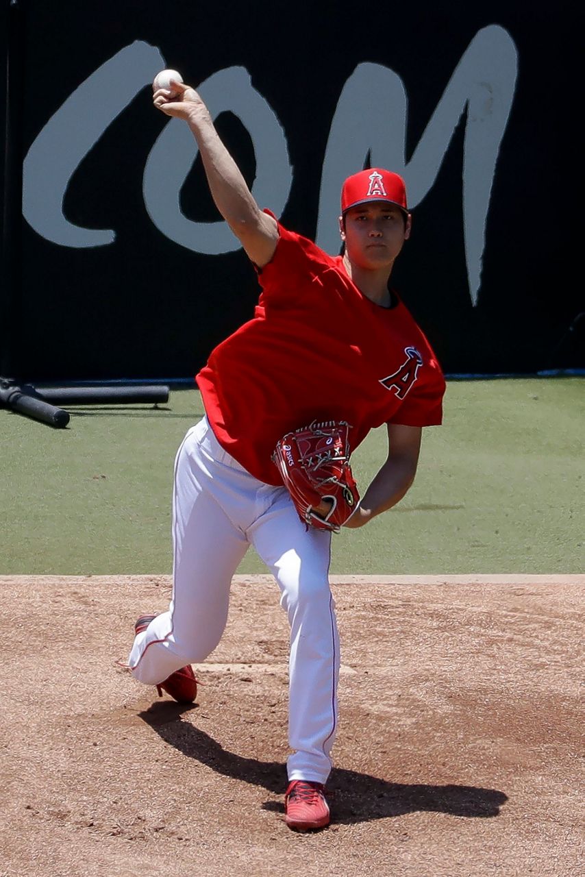 Shohei Ohtani rehabs from Tommy John surgery