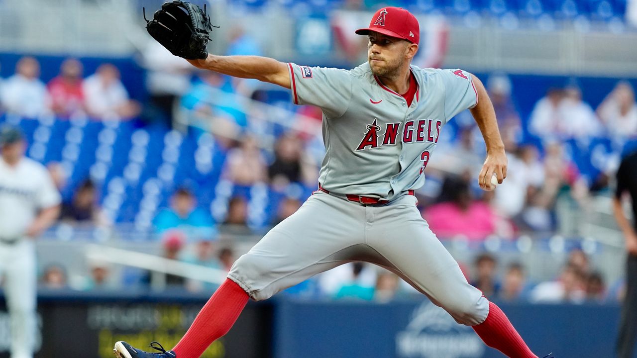 Angels' 3-1 win drops Marlins to 0-6 start