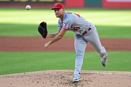 Trout HR 7th game in a row; Guardians beat Angels, pad lead