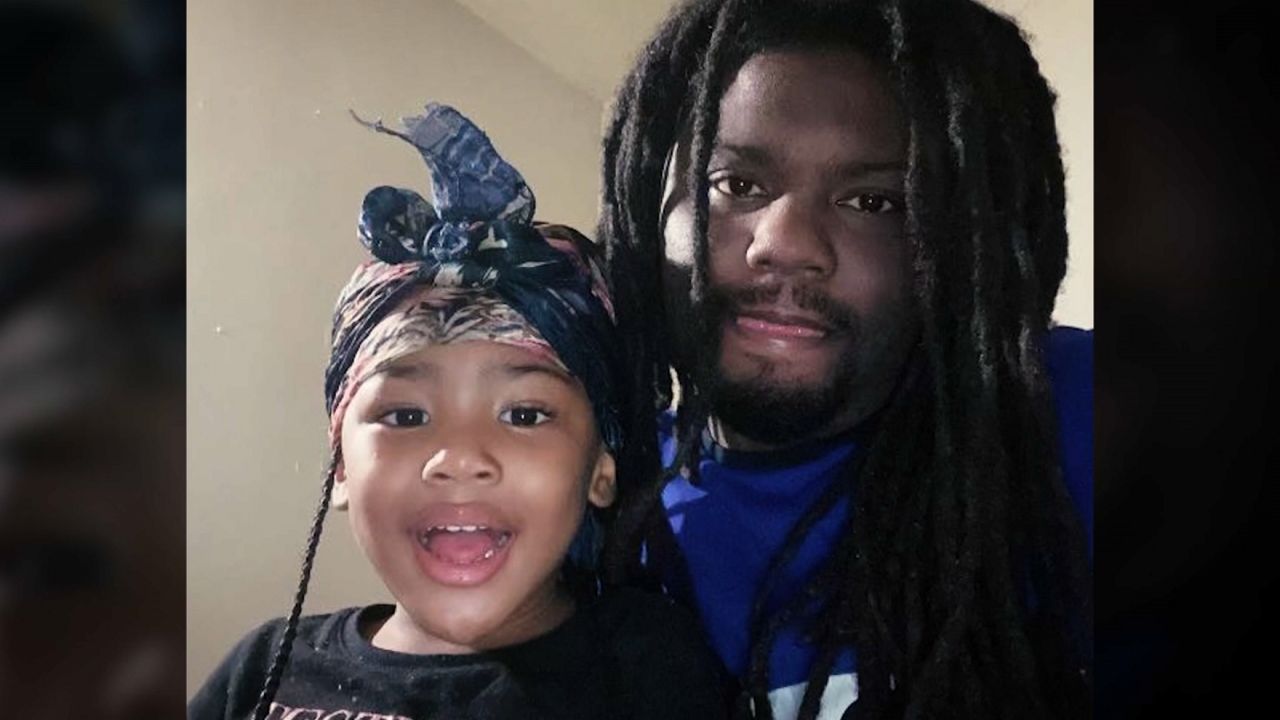 Ronald Branch with his daughter Jelayah Eason. (Courtesy of Ronald Branch)