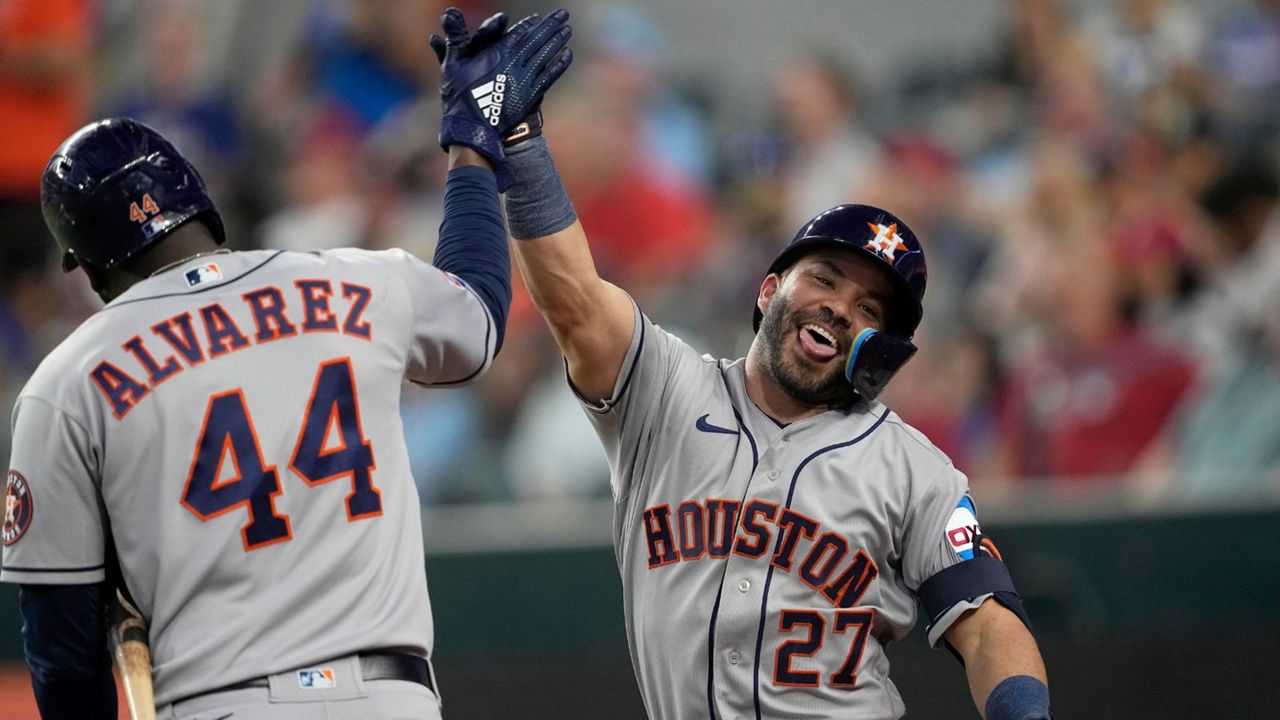 Houston Astros: Yordan Alvarez hitting and throwing again