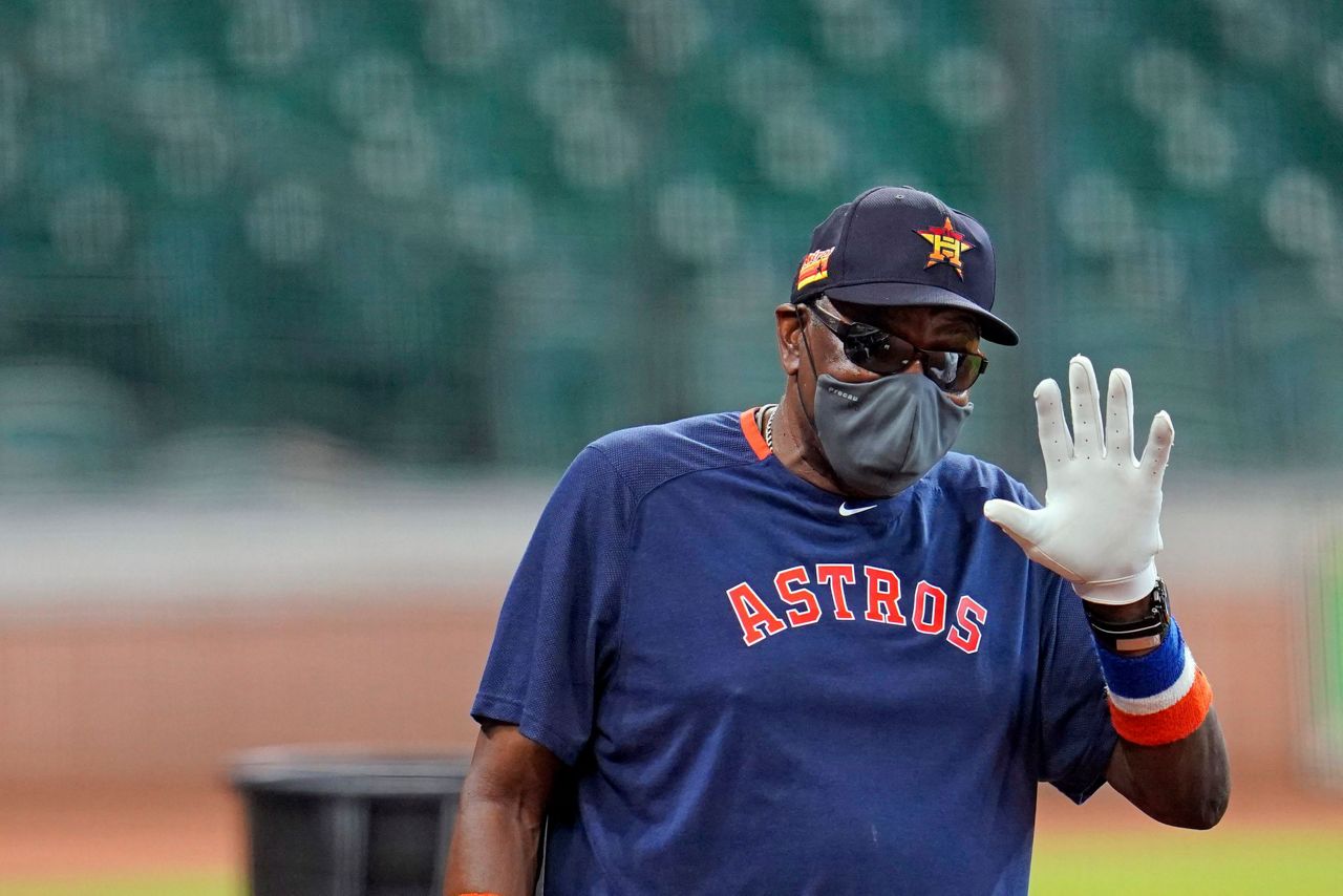 Astros' Dusty Baker relieved Black doctors approved COVID-19 vaccine