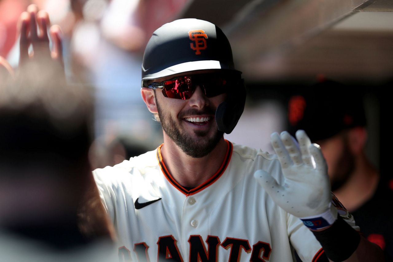 Chicago Cubs trade Kris Bryant to San Francisco Giants