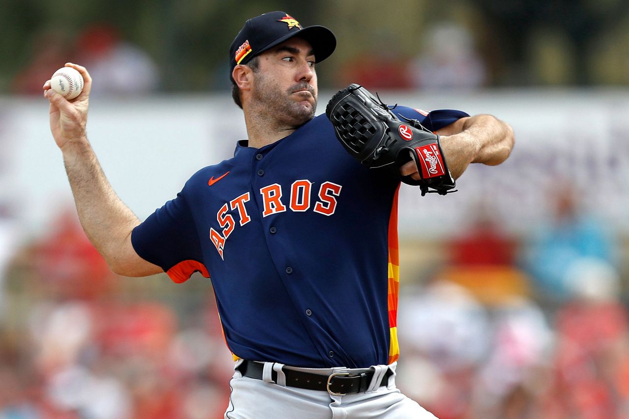 Verlander agrees to $25M, 1-year deal with Astros