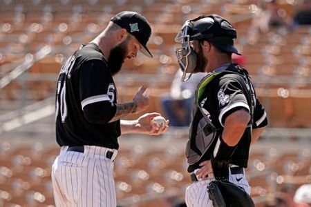 Why Vanderbilt baseball calls pitches on electronic wristbands and how they  could improve the game