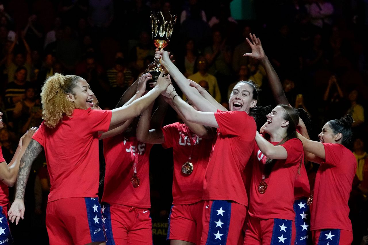 US women's basketball dominates on international stage