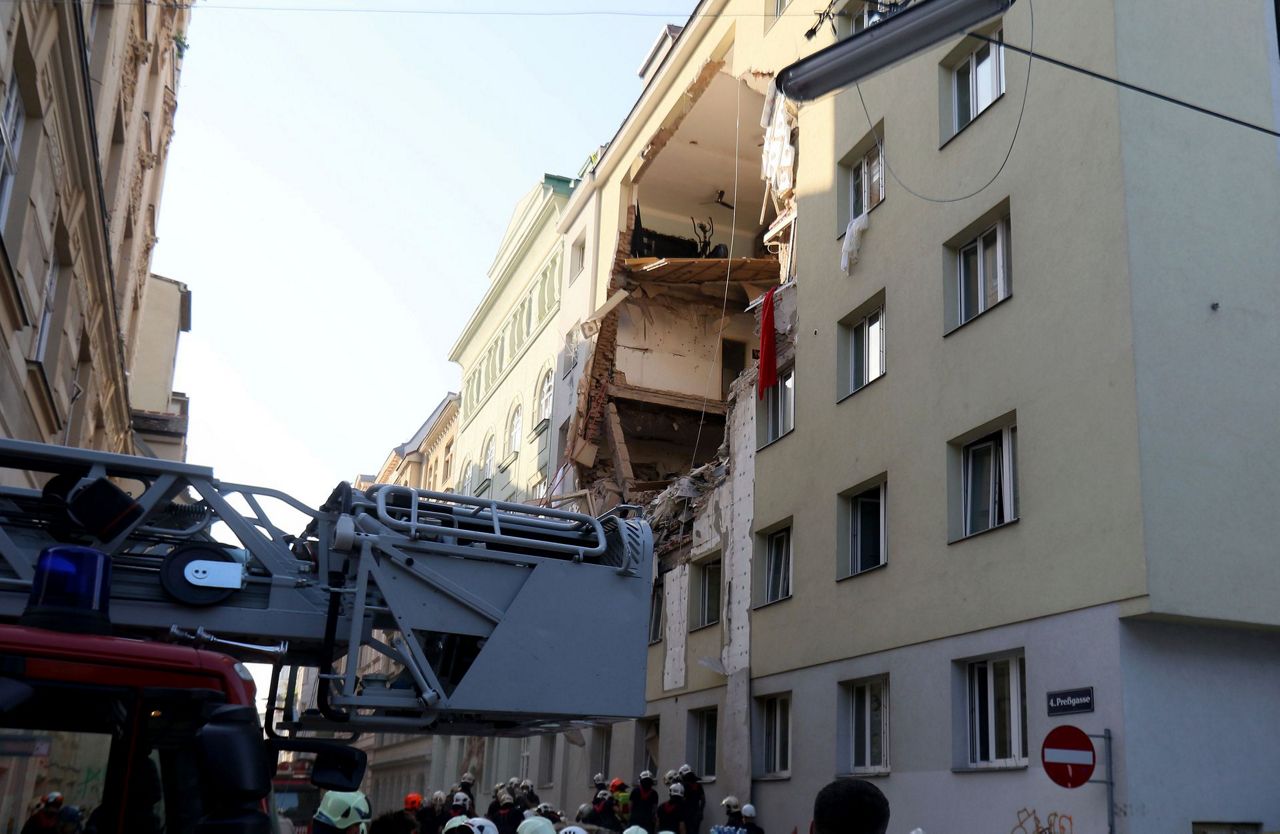 Partial building collapse in Vienna, gas explosion suspected