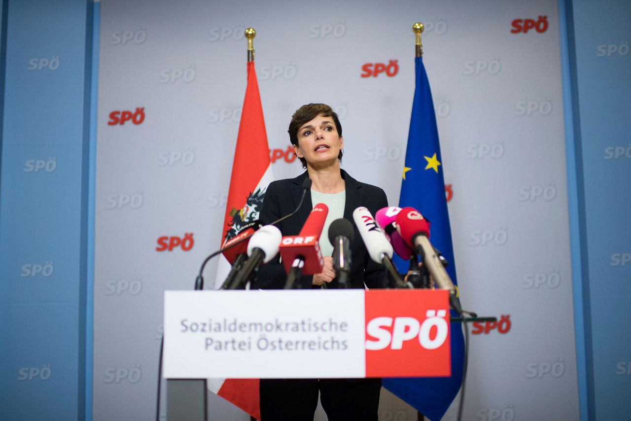 Austrian president eyes September as best time for new vote