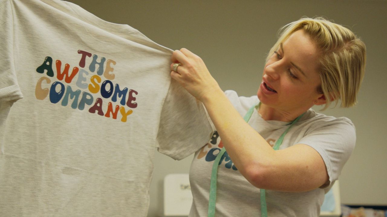 drivende nær ved ballade T-shirt company offers opportunities to adults with autism