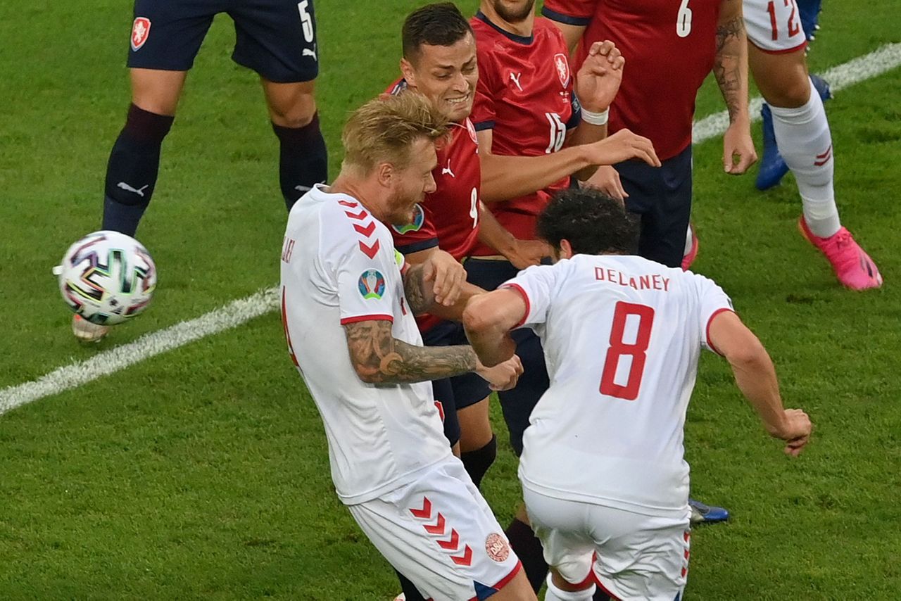 Denmark beats Czechs 2-1 to reach Euro 2020 semifinals