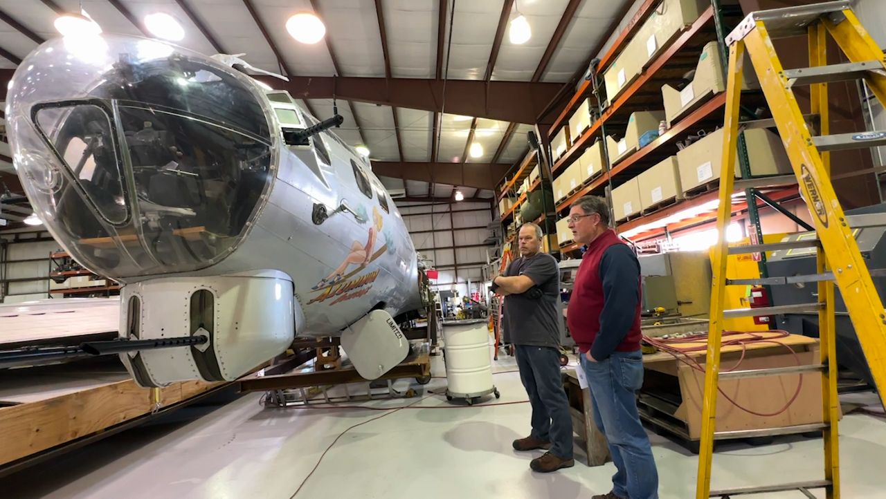 Reassembling a WWII Era B-17 in Oshkosh