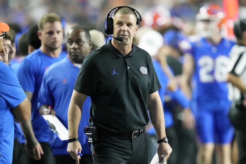 Florida Football Matches Uniforms With Crowd Blue-Out Against Tennessee