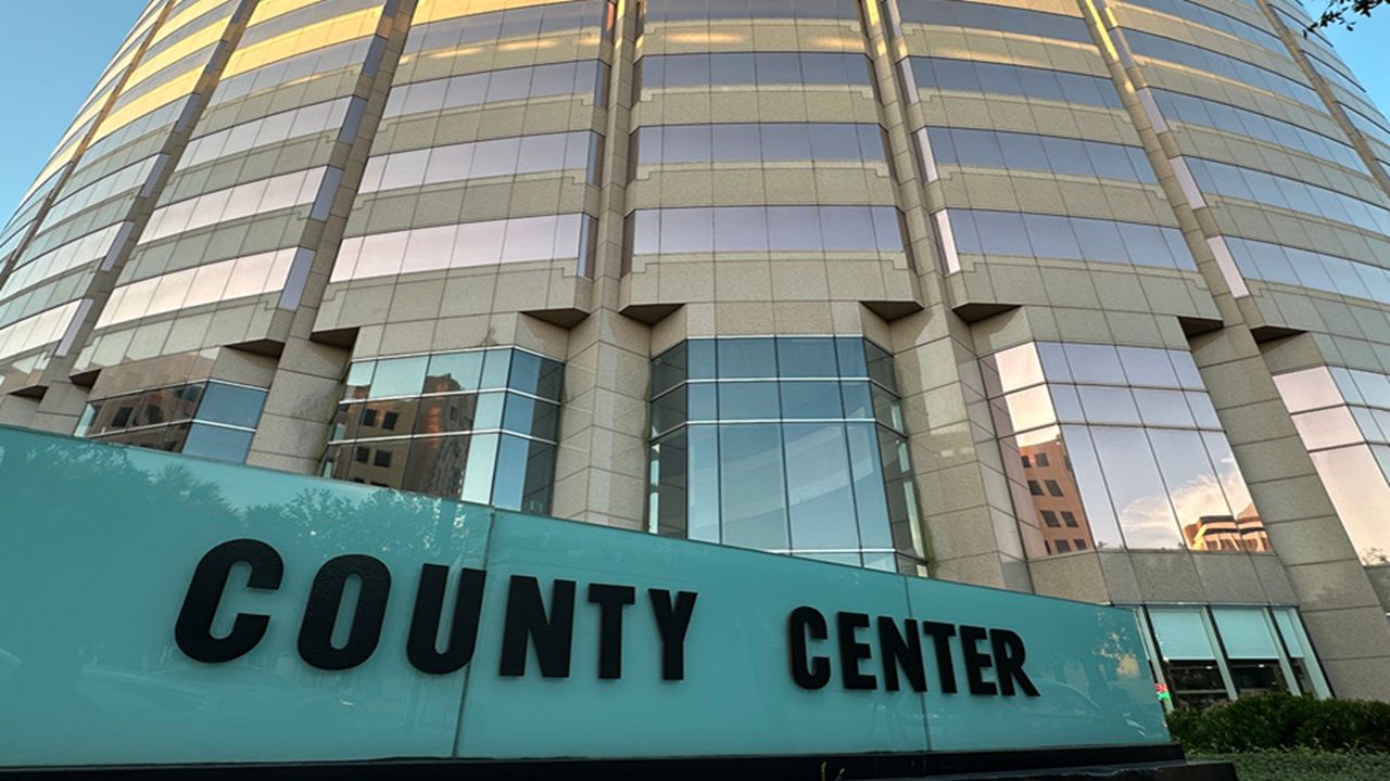 Rays stadium vote now moves to county commissioners