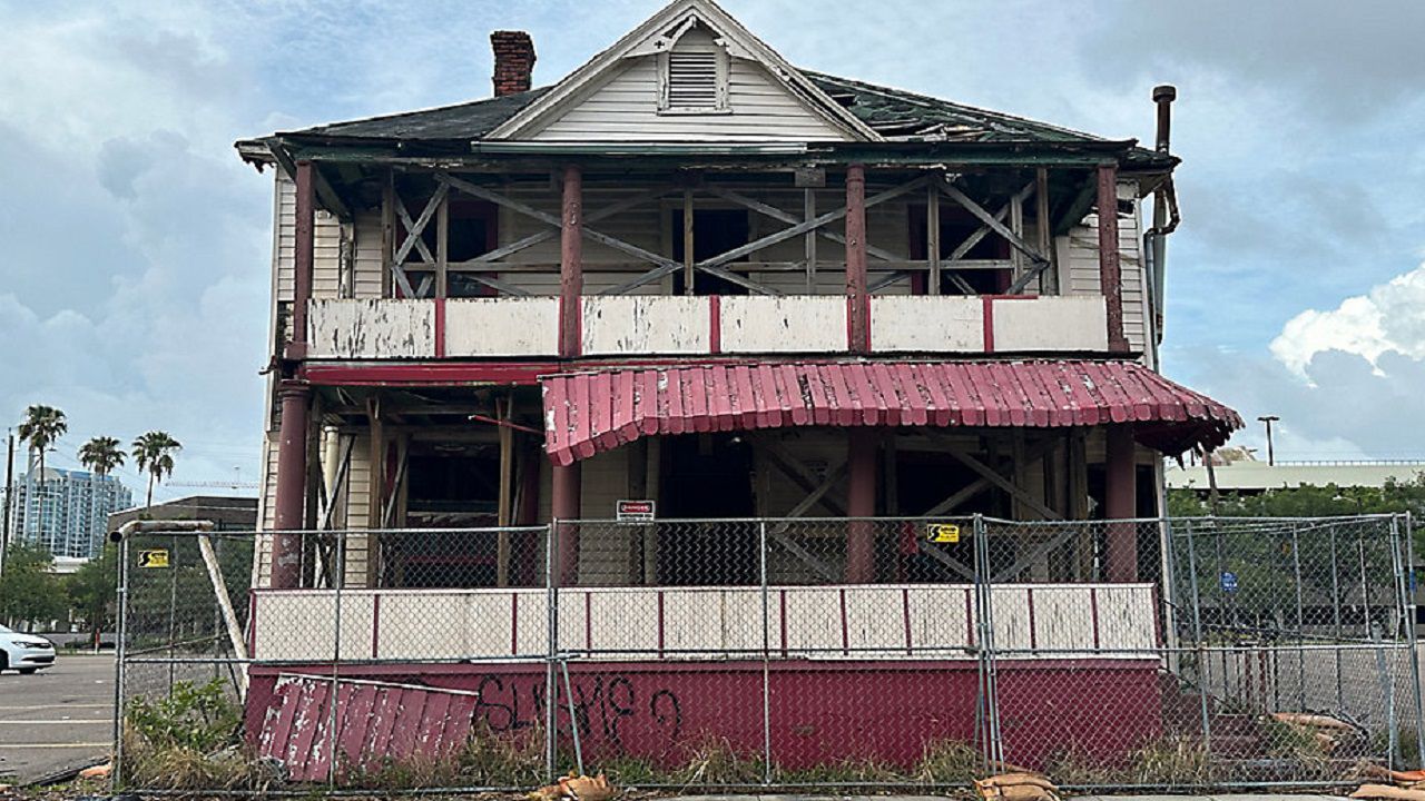 Community leaders trying to save historic Jackson House