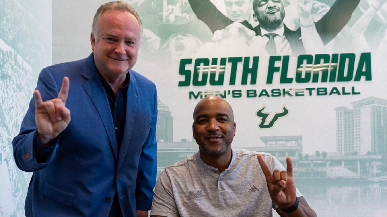 USF Extends Men's Basketball Coach Through '29-'30 Season