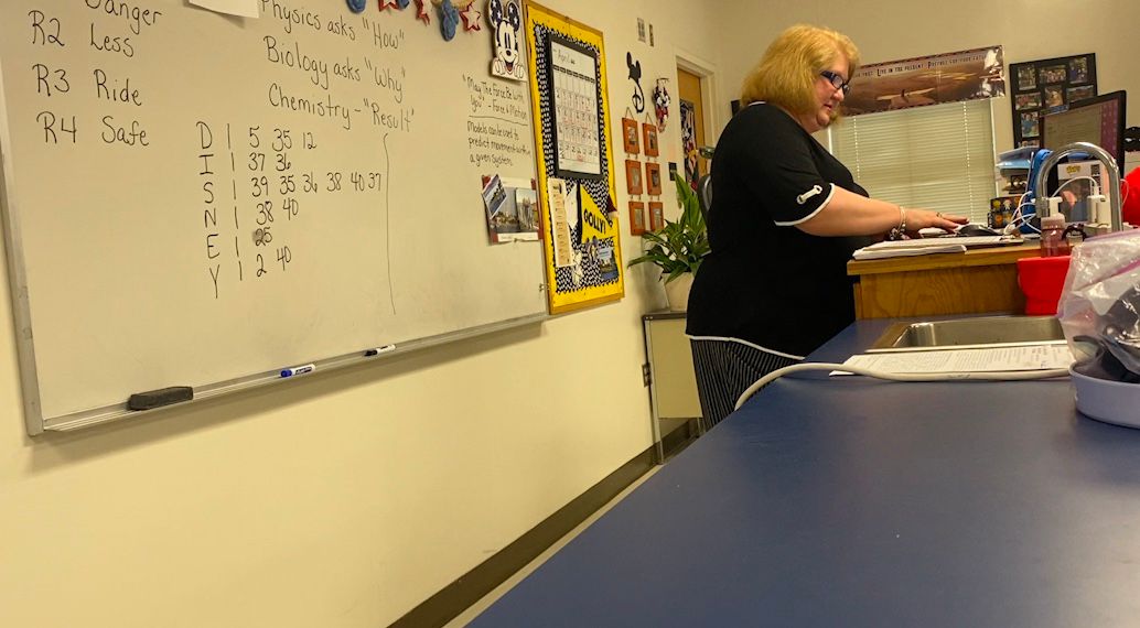 Alicia Driver leads her students through a hands-on activity. 