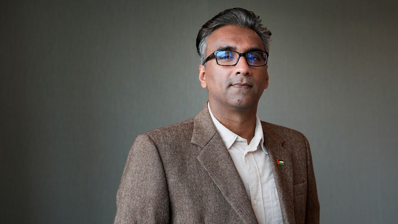 Badar Khan Suri poses for a portrait, Thursday, May 22, 2025, in Arlington, Va. (AP Photo/Julia Demaree Nikhinson)