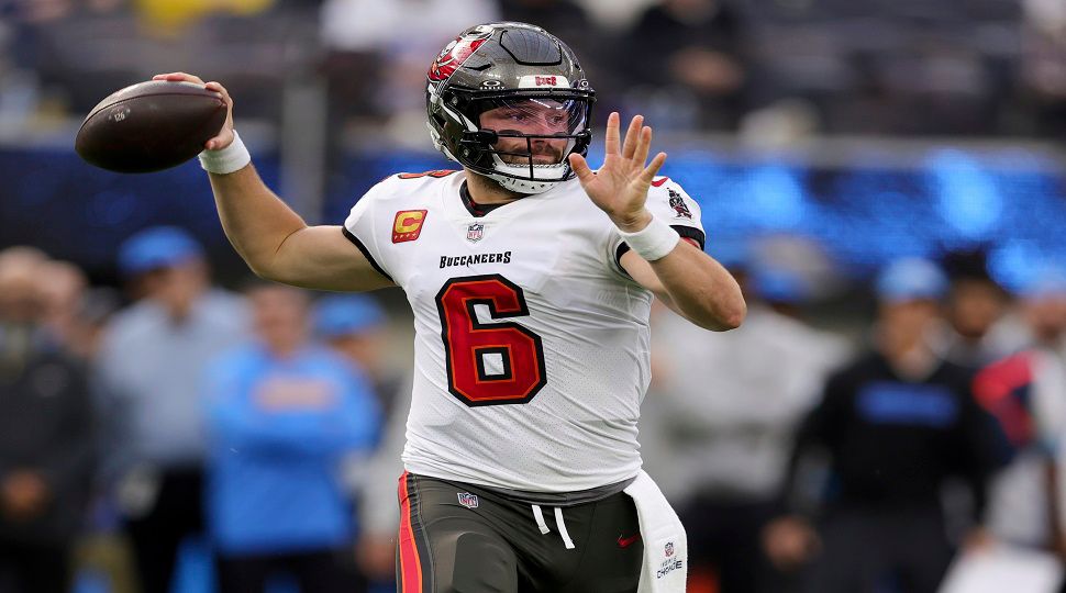 Tampa Bay Buccaneers quarterback Baker Mayfield (6) throws a pass during the first half of an NFL football game against the Tampa Bay Buccaneers, Sunday, Dec. 15, 2024, in Inglewood, Calif. (AP Photo/Ryan Sun)