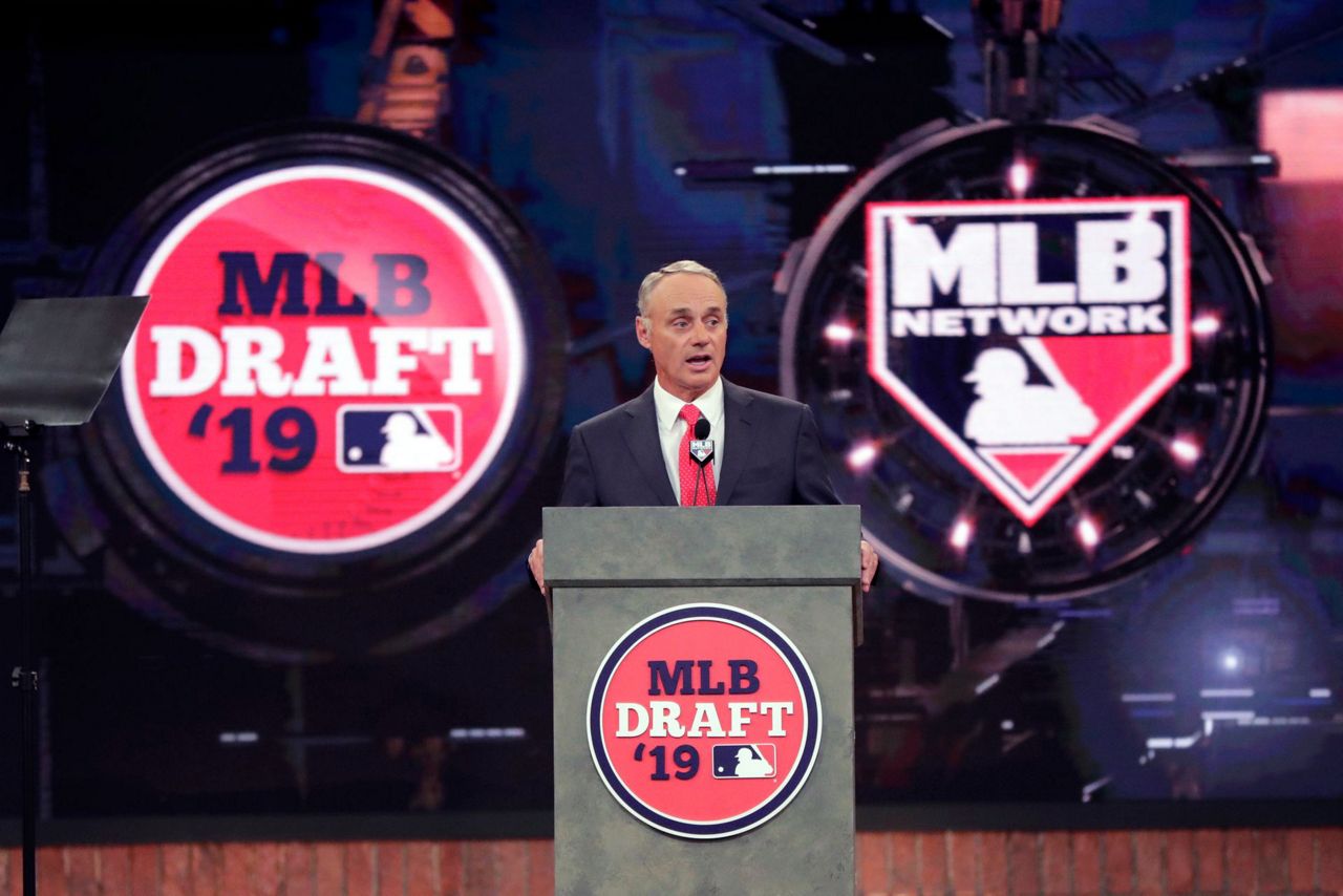 A look back at big hits, bad calls as MLB eyes new draft era