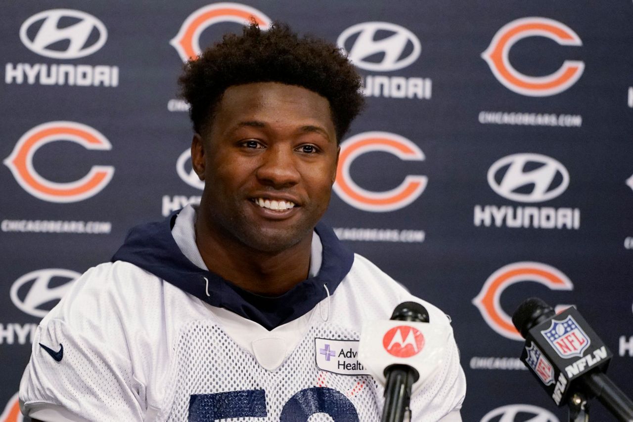 Bears star LB Smith requests trade after breakdown in talks
