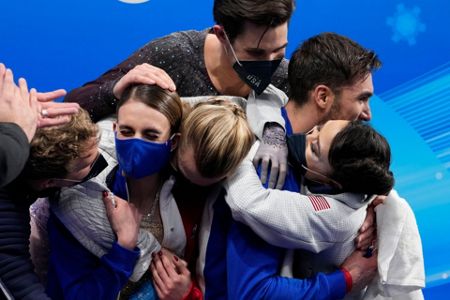 Papadakis, Cizeron claim Olympic ice dance gold in Beijing