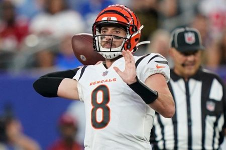 Giants-Bengals 'Kudos & Wet Willies': Davis Webb, Alex Bachman, offensive  line, more - Big Blue View