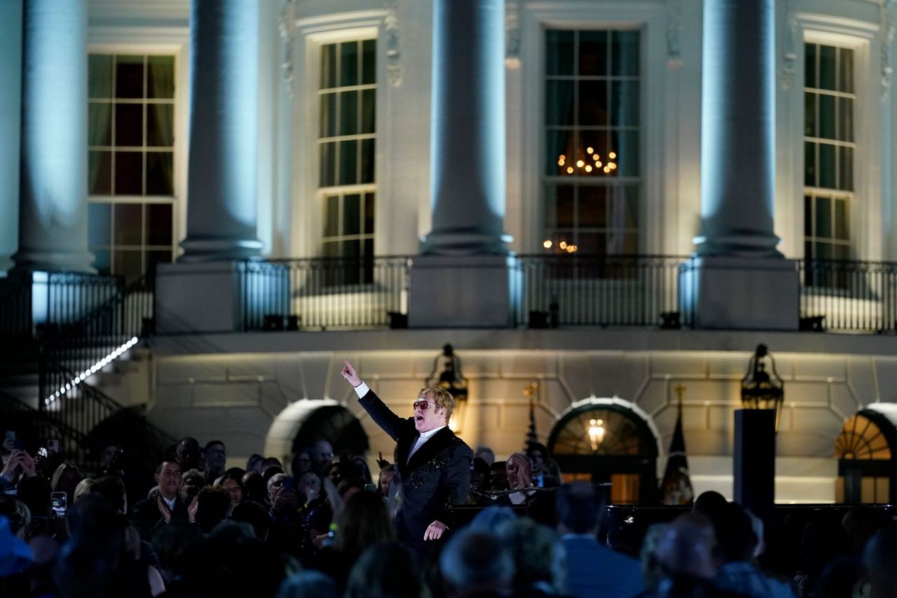 Elton John playing White House lawn as part of farewell tour