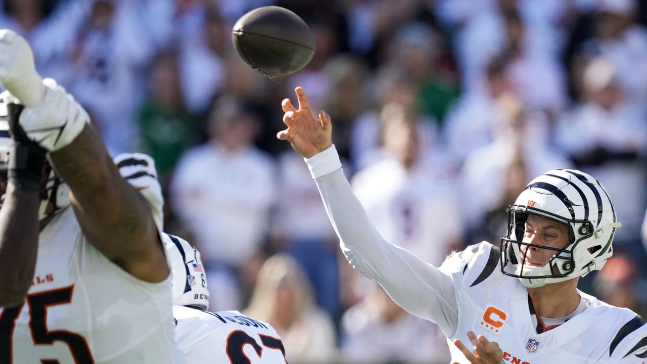 Cincinnati Bengals quarterback Joe Burrow throws a pass against the Philadelphia Eagles during the first half of an NFL football game, Sunday, Oct. 27, 2024 in Cincinnati. (AP Photo/Carolyn Kaster)