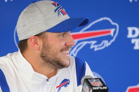 Josh Allen contract: Buffalo Bills sign QB to massive 6-year extension