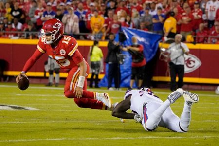 Allen, Bills Beat Chiefs 38-20 in AFC Title Game Rematch - Bloomberg