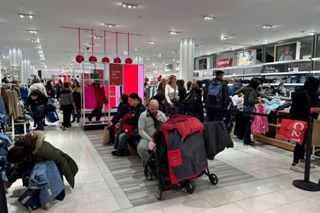 Everyone's Favorite Day Of The Year: My Black Friday Experience – Niles  West News