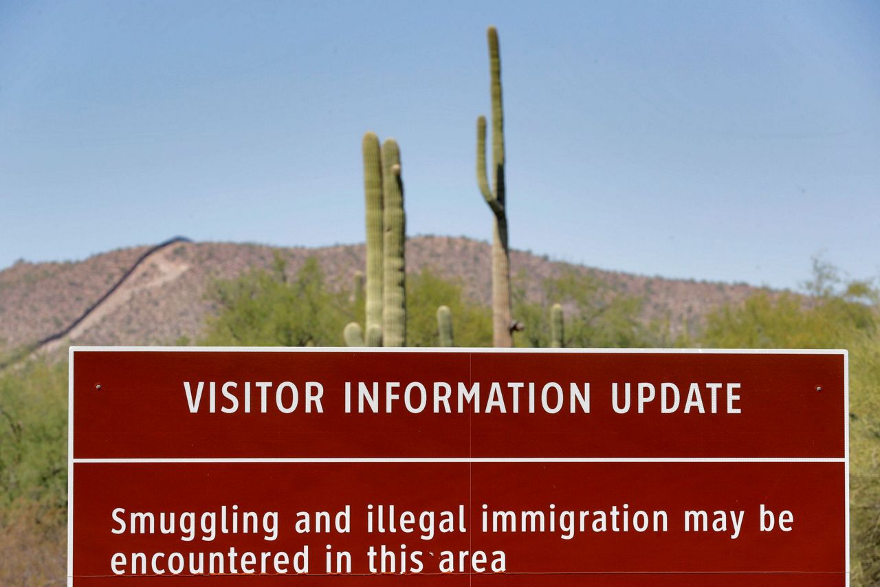 Work on more border wall starts in Arizona, New Mexico
