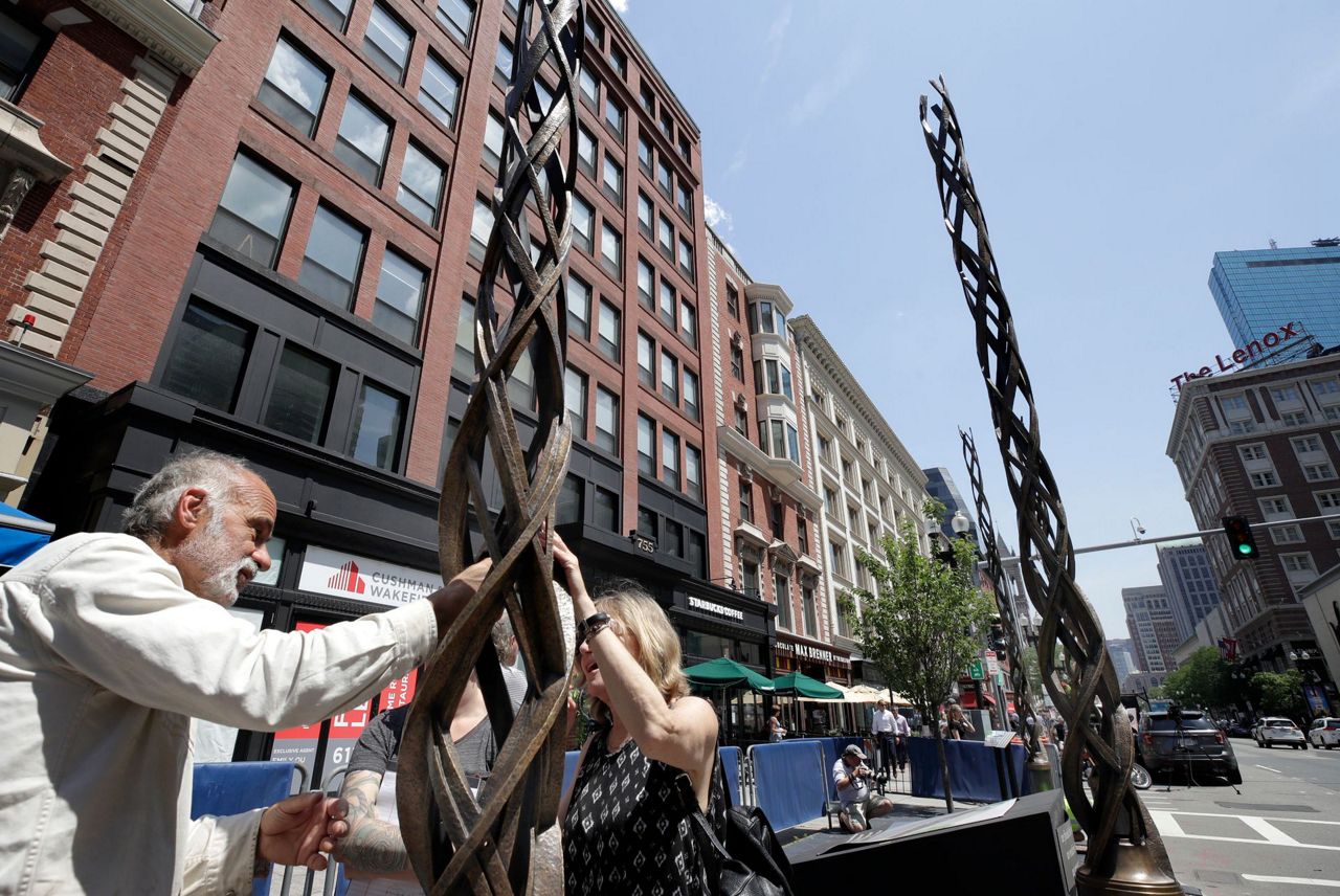 Memorial to marathon bombing victims takes shape in Boston