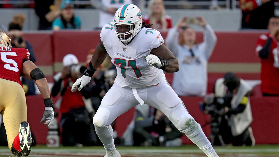 Buffalo Bills AFC East Division Rival: Grading Dolphins free agent moves