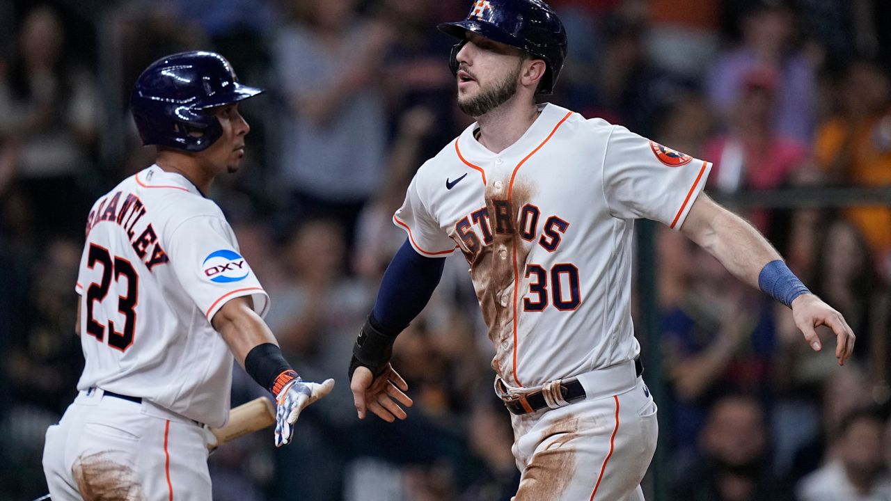 Astros increase AL West lead with 7-5 win over Padres