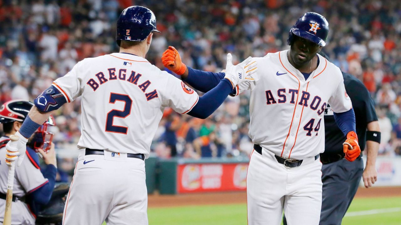 Braves get 5-4 win over Astros