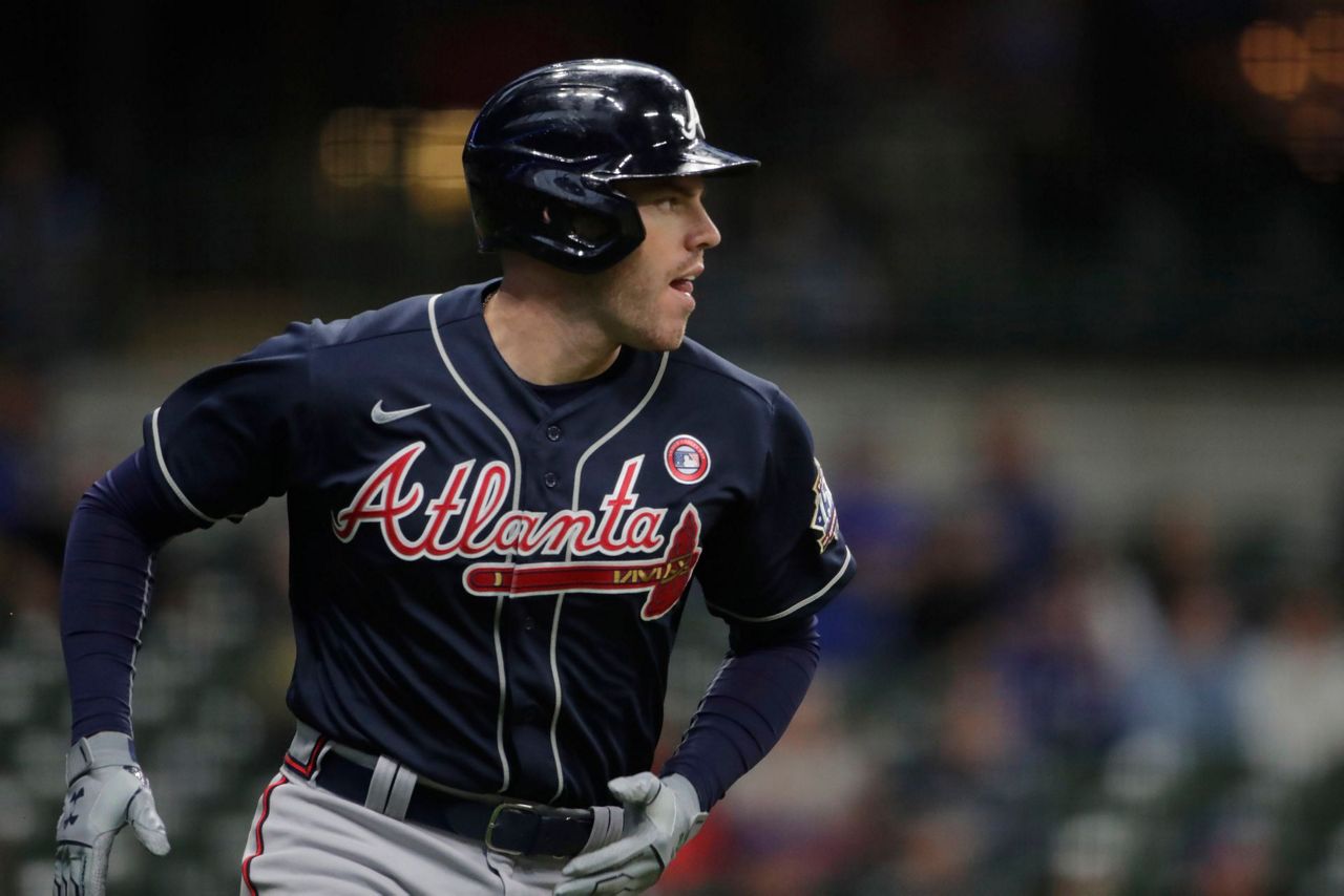 Anderson takes no-hit bid into 7th, Braves beat Brewers 5-1