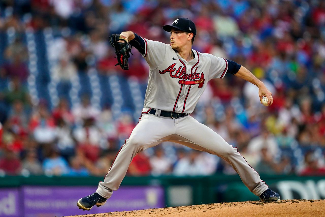 Stott leads Phillies to 64 comeback victory over Braves