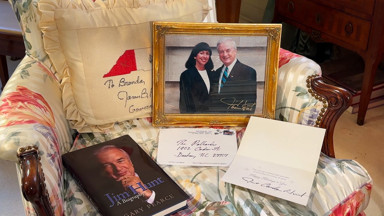 'He went beyond the Capitol and the office itself': Former N.C. state employee recalls Gov. Hunt