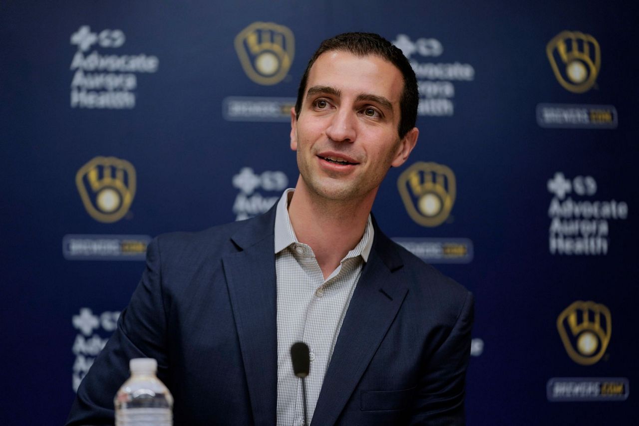 Brewers' president of baseball operations Stearns steps down
