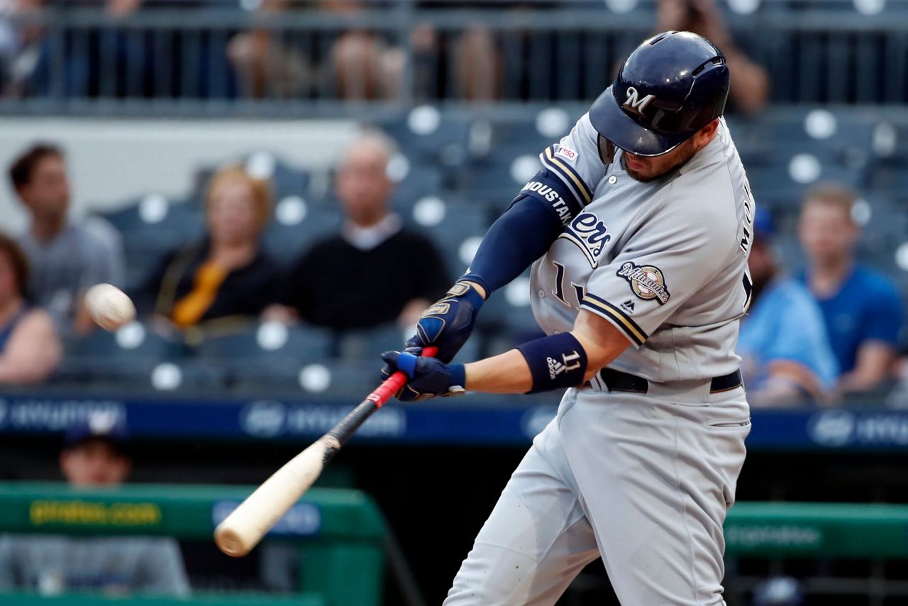 Milwaukee Brewers second baseman Mike Moustakas (11) at bat during