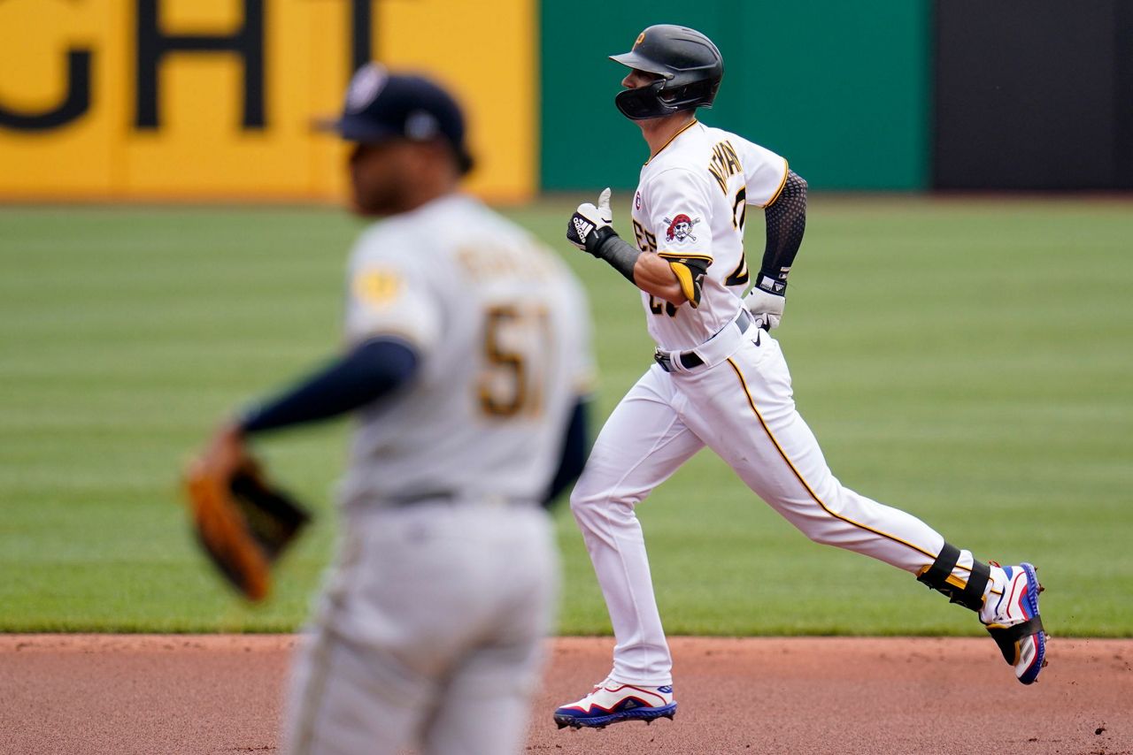 Anderson, Pirates win 20 to stop Brewers' 11game run