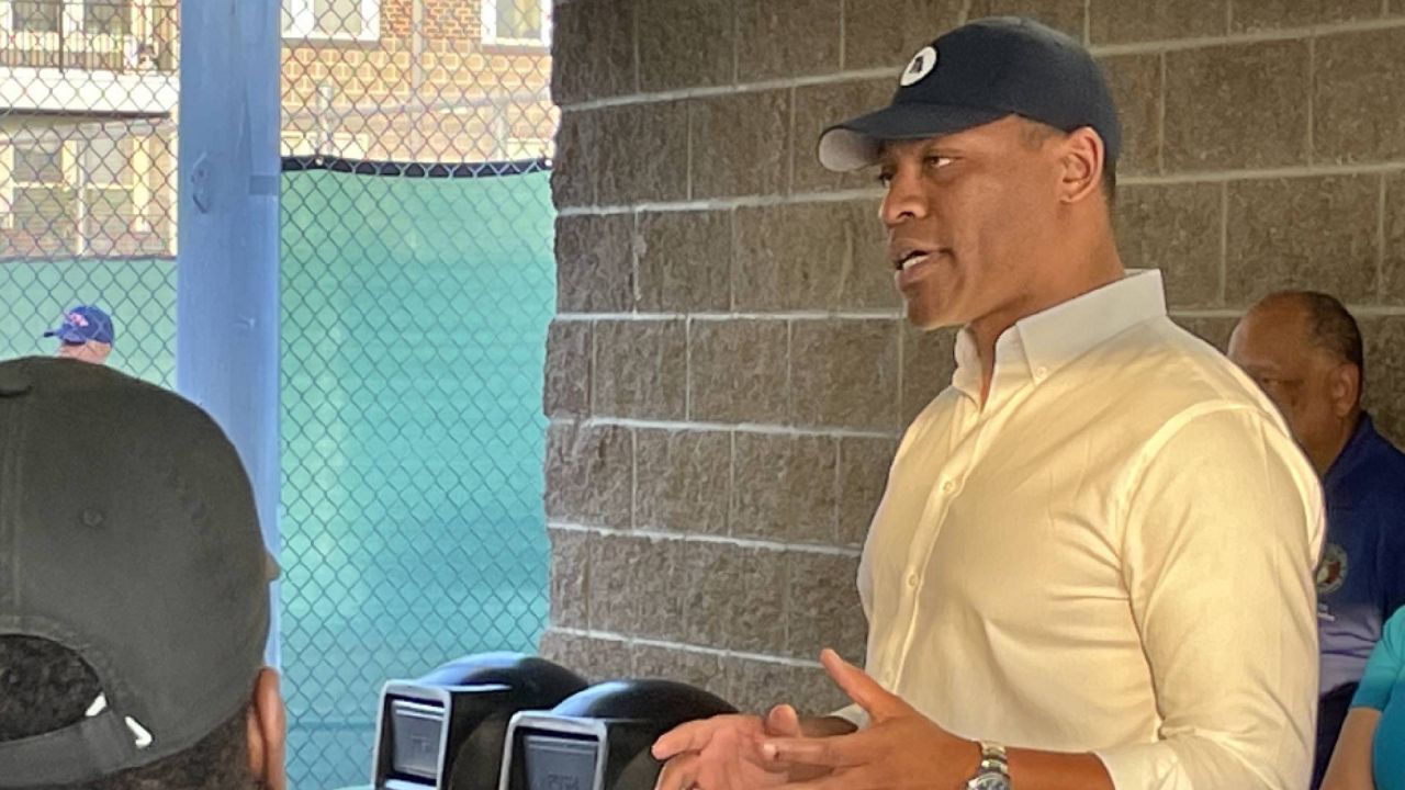 Missouri State Senator Brian Williams, D-University City talks to St. Louis County area Democrats at A.B. Green Park in Richmond Heights June 1, 2023. (Spectrum News/Gregg Palermo)